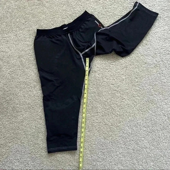 Pro-Tec Women’s Large padded Capri Pants Black Sports, Cycling, Snowboarding - Picture 6 of 12